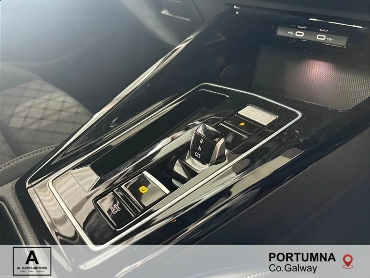 Volkswagen Golf AUTOMATIC R-LINE 2.0 TDI 150BHP - Image 4