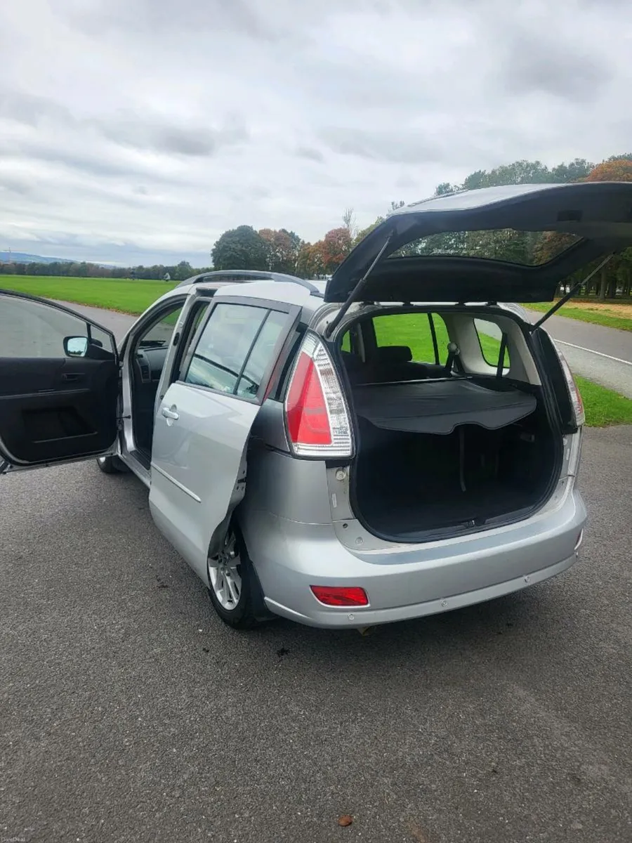 Lovely Clean 7 Seater - Image 4