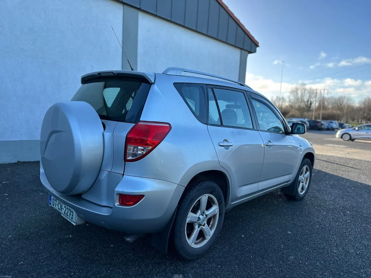 Toyota RAV4 2007 four-wheel-drive 2.2d 4x4 - Image 3