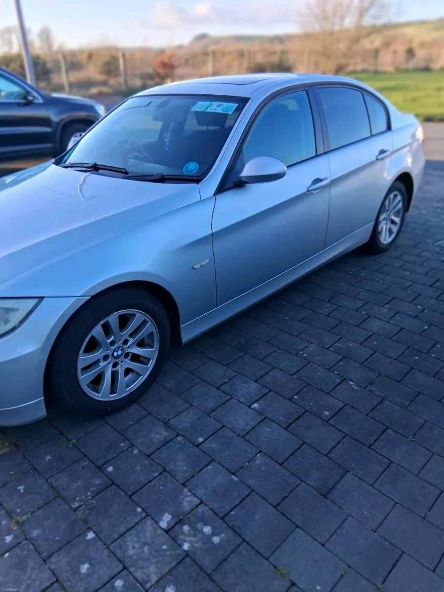 BMW 320D E90 - Image 1