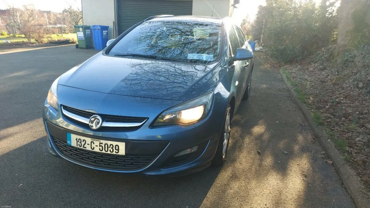 2013 Vauxhall Astra Diesel Estate - FULL YEAR NCT - Image 1