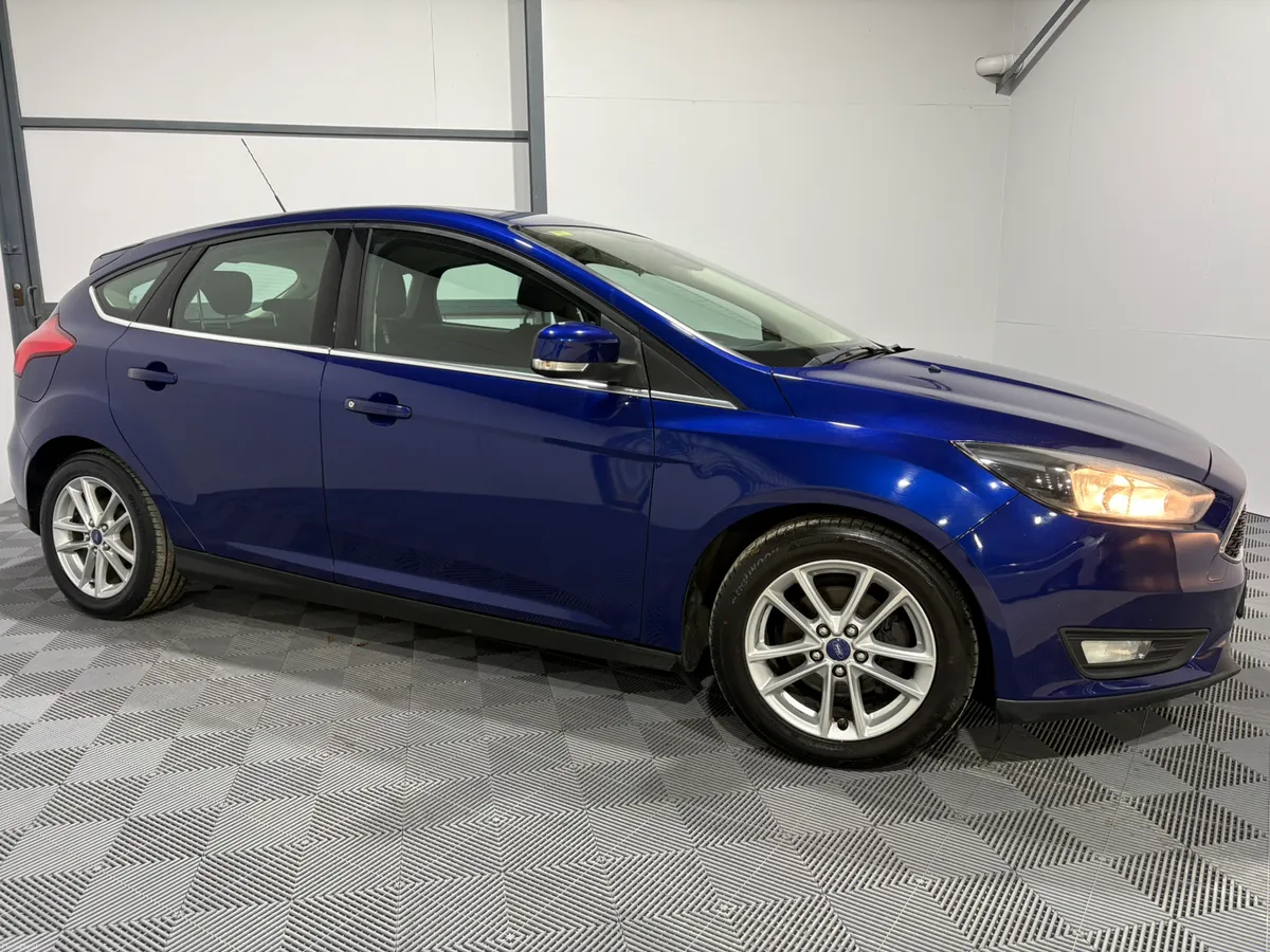 2015 Ford Focus Zetec 1.0 100 Bhp Manual - Image 2