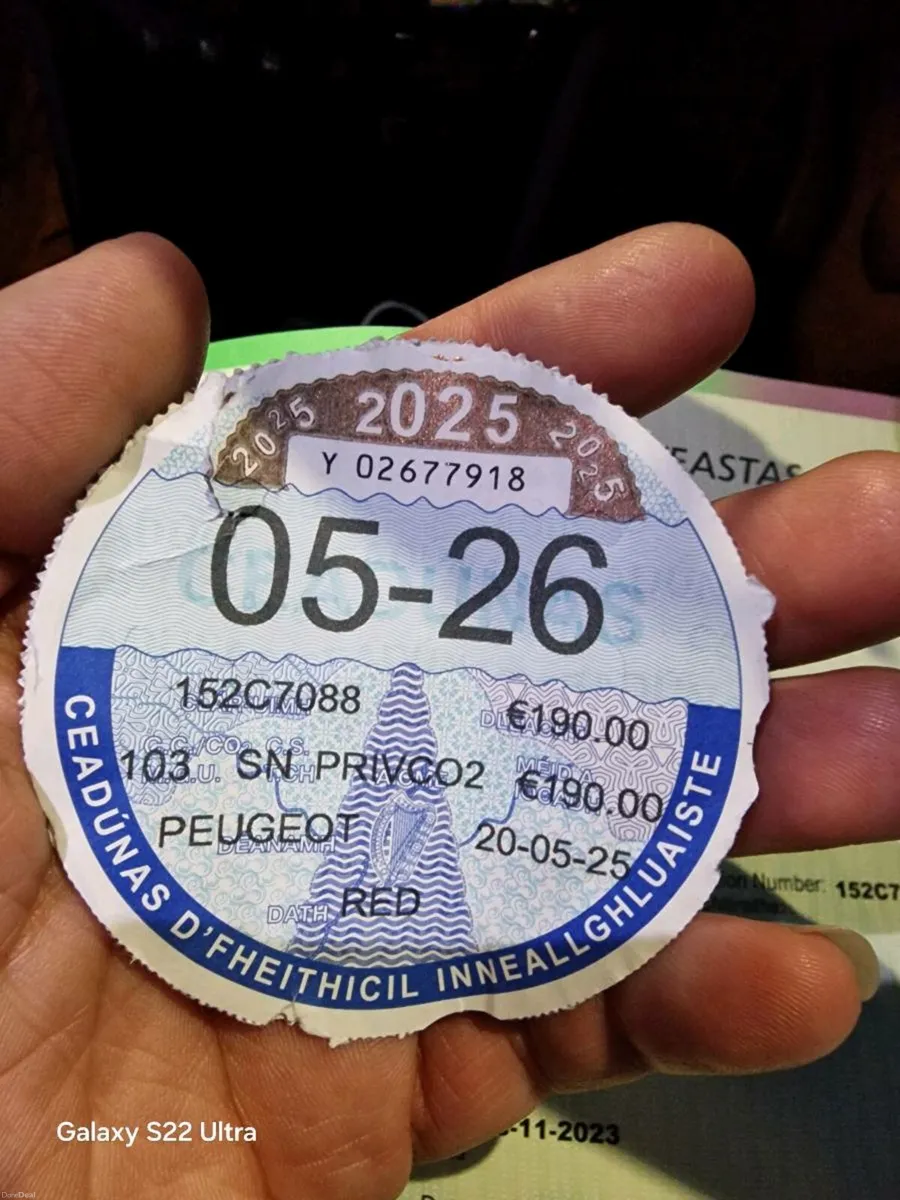 peugeot 2008manual 1.6 E- hdi good condition. - Image 4