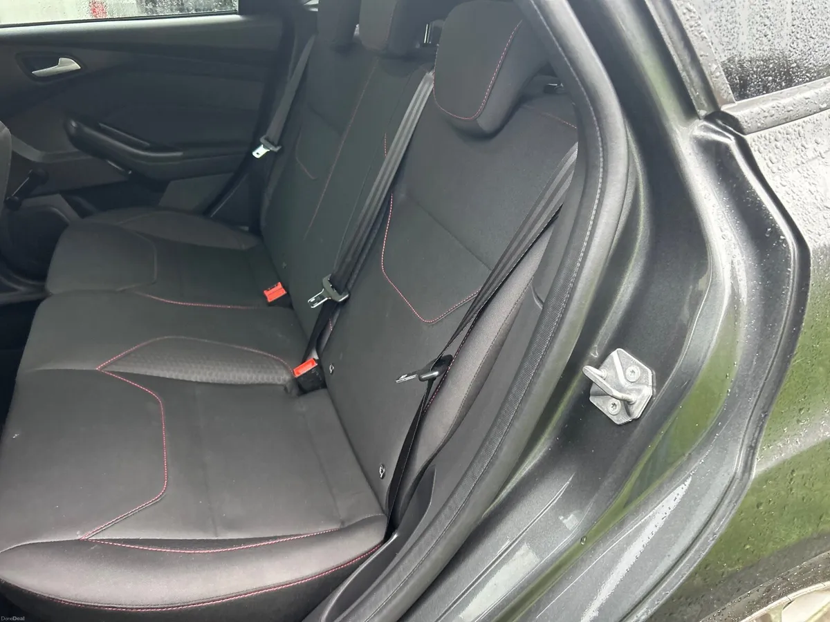 FORD FOCUS ST LINE 120 BHP TDCI 2017 - Image 3