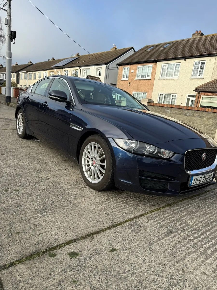 Jaguar XE Auto - Drives Perfect, Priced to Sell - Image 3