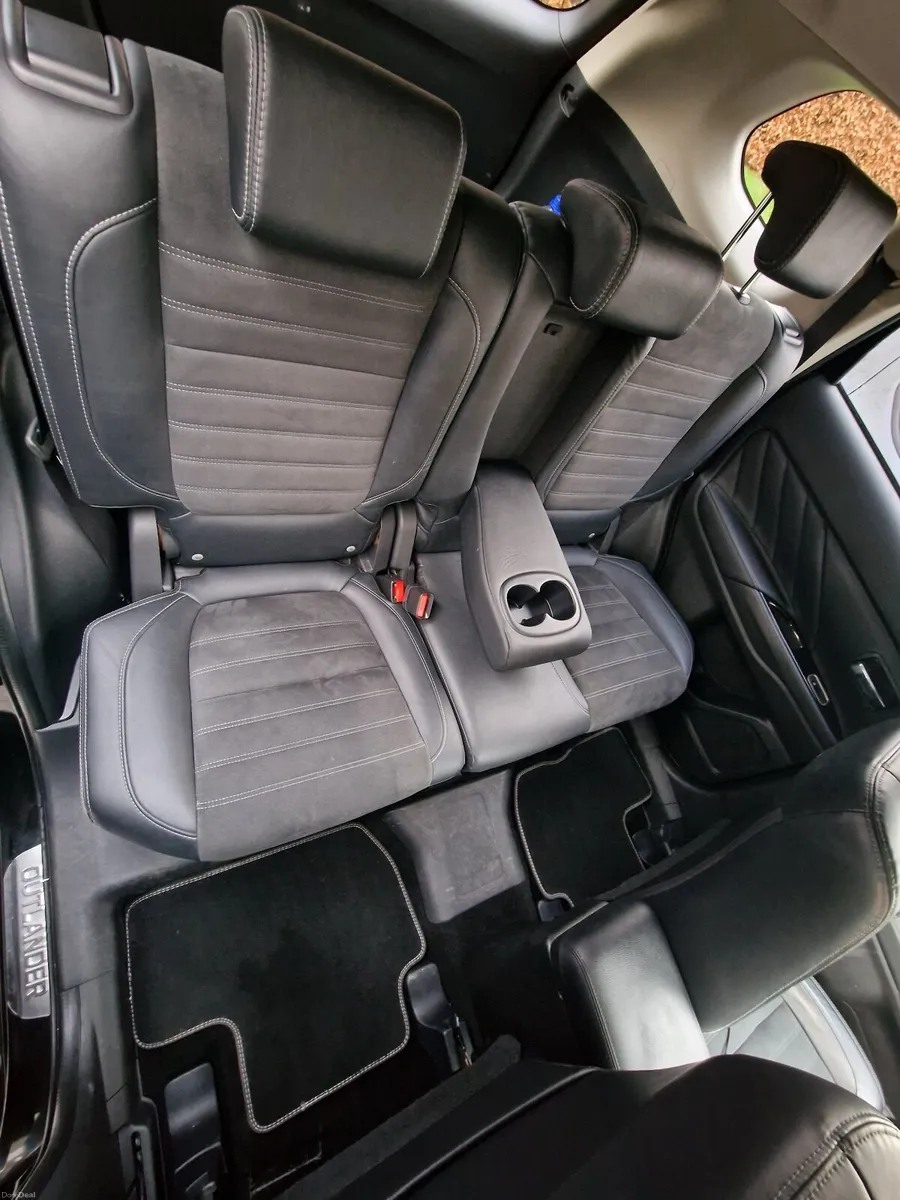 172 Mitsubishi Outlander - NEW NCT till 10/2027 - Image 3