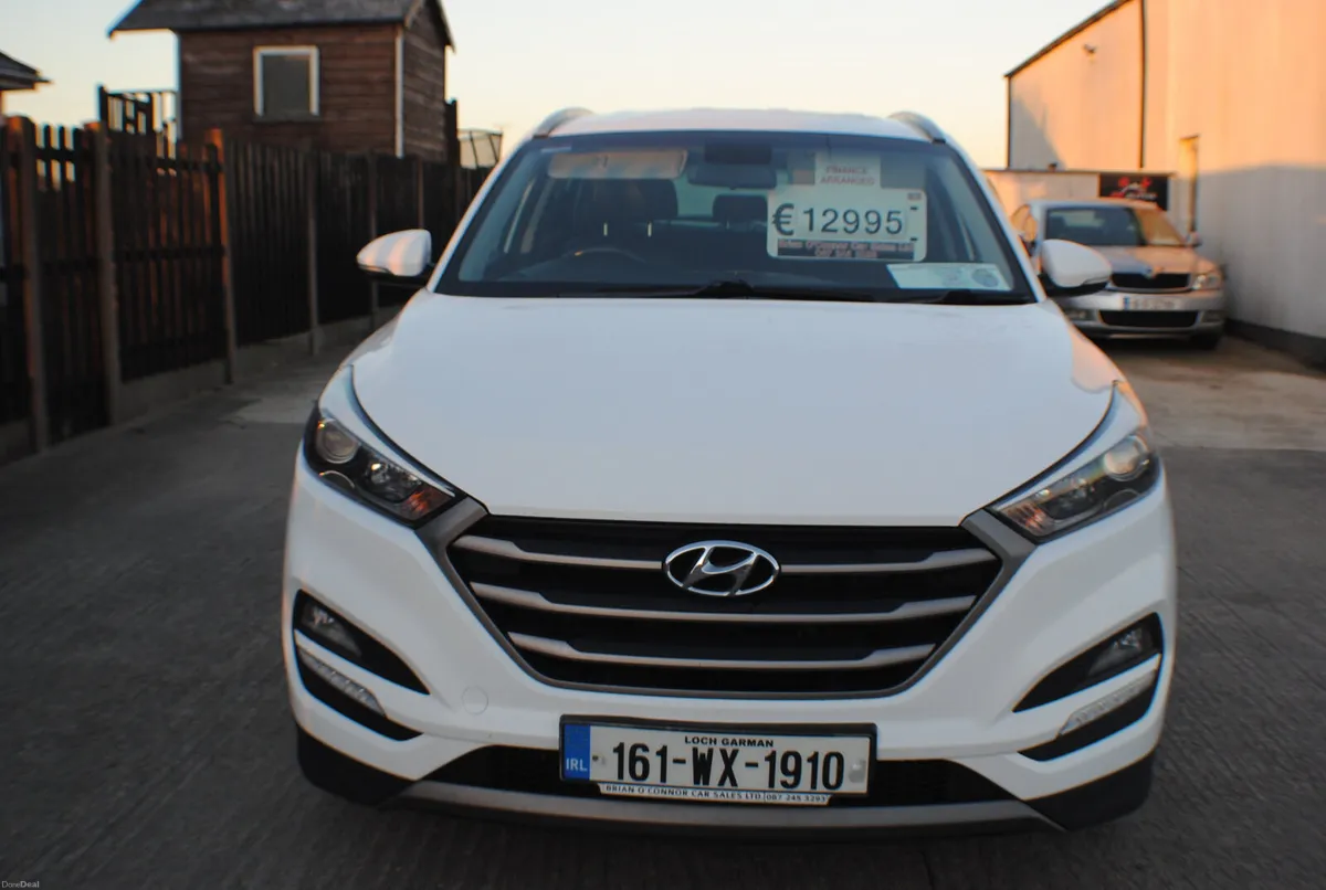 Hyundai Tucson 2016 1.7D EXECUT 5DR SUV - Image 1