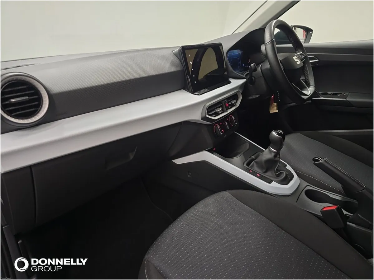 SEAT Arona Hatchback SE Technology - Image 2