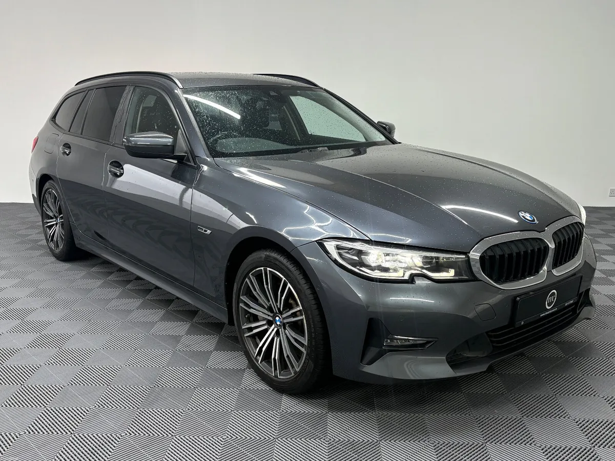 2022 BMW 330E SE Pro 2.0 Phev - Image 1