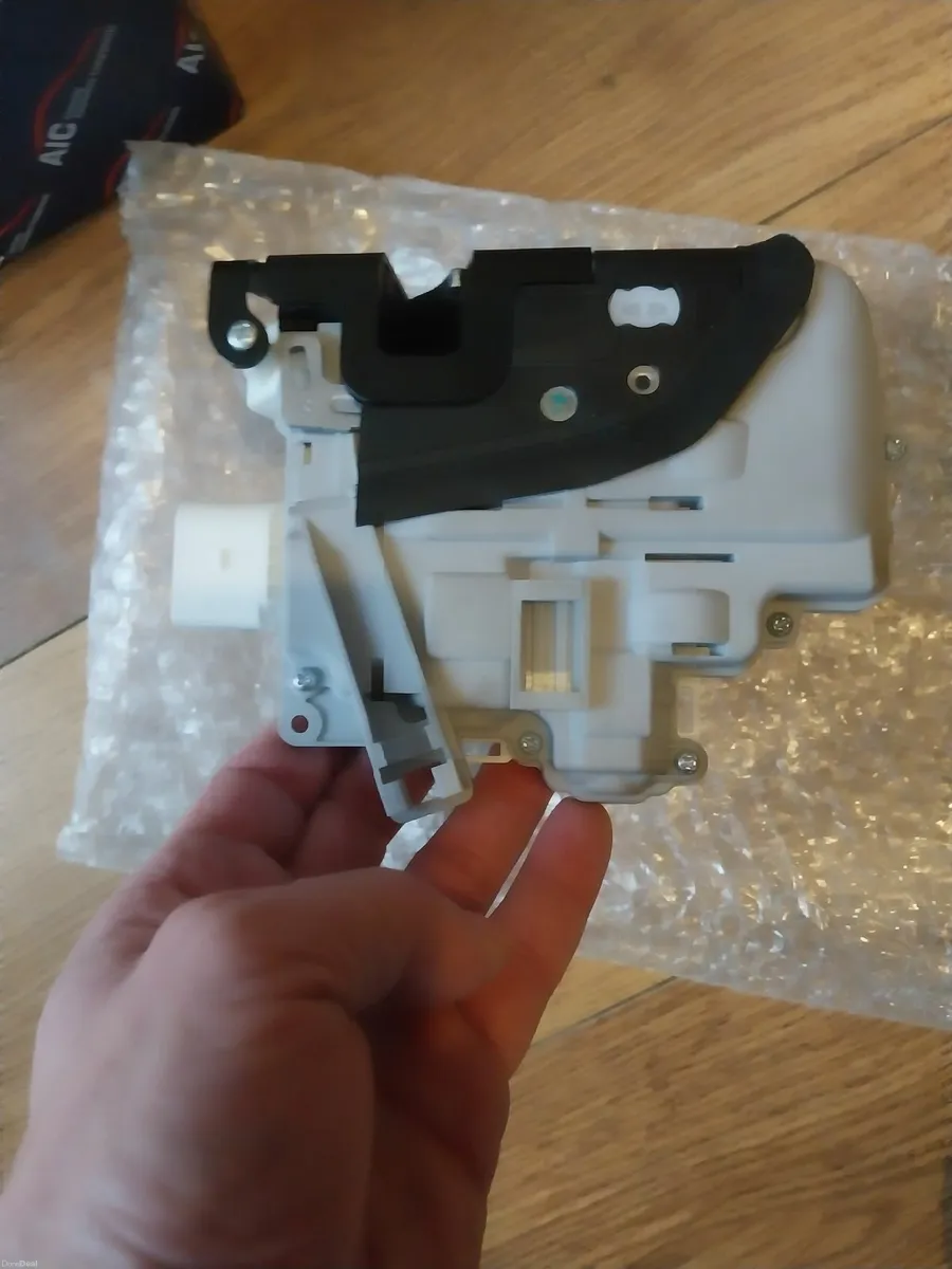 Volkswagen Passat 2008 - Image 4