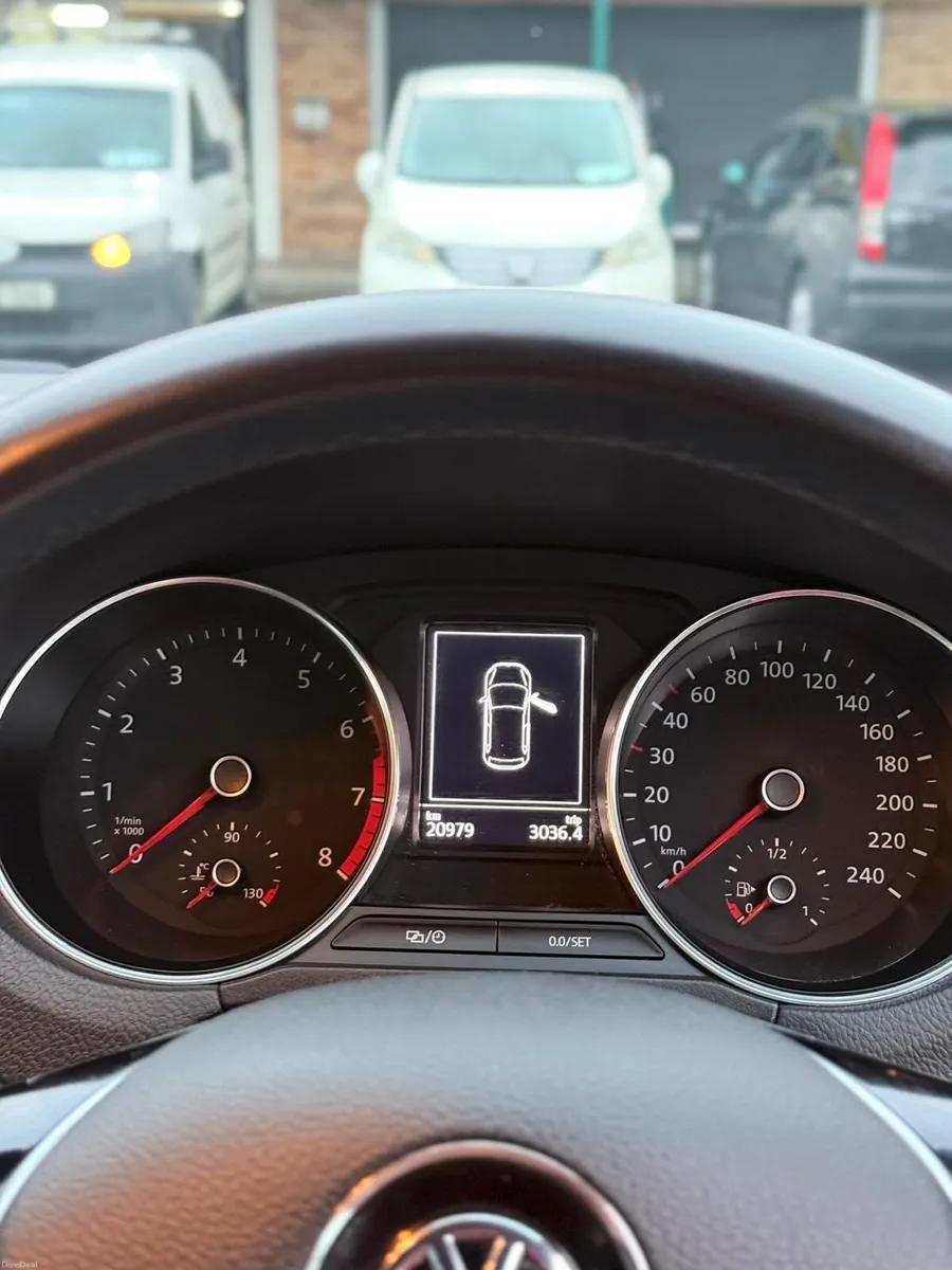 Polo automatic 1.2 car - Image 4