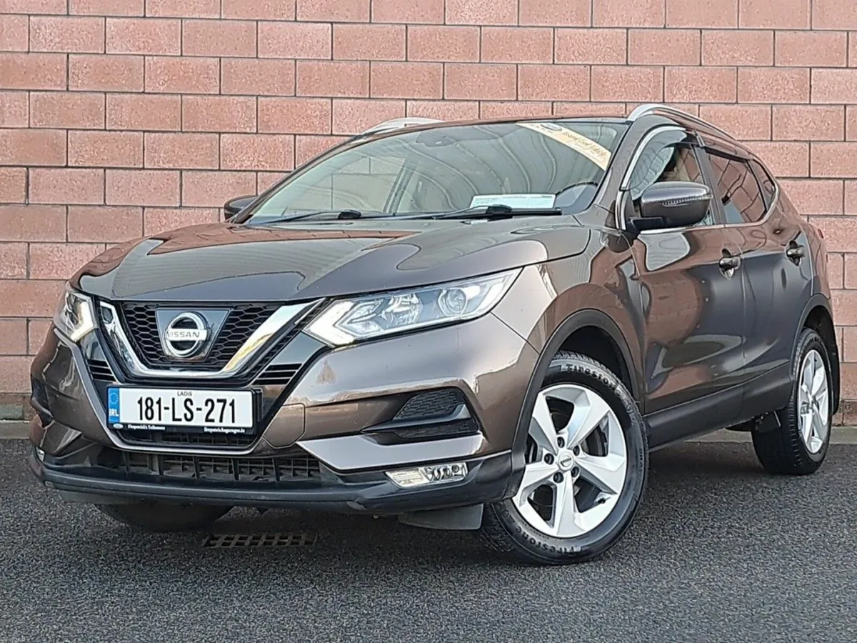 Nissan Qashqai SV Premium with Moonroof 1.5 Diesel - Image 2