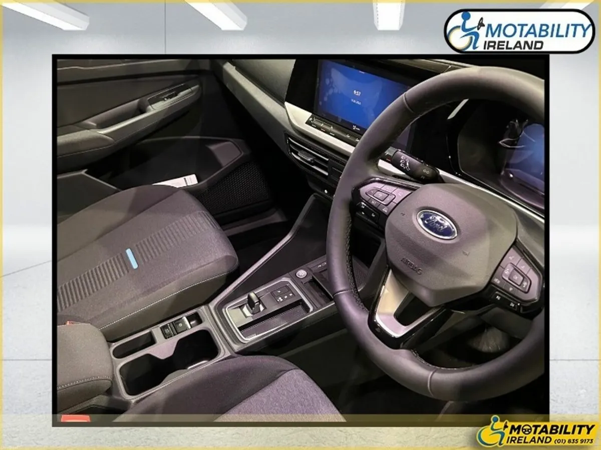 Ford Tourneo Connect Active Wheelchair Accessible - Image 6