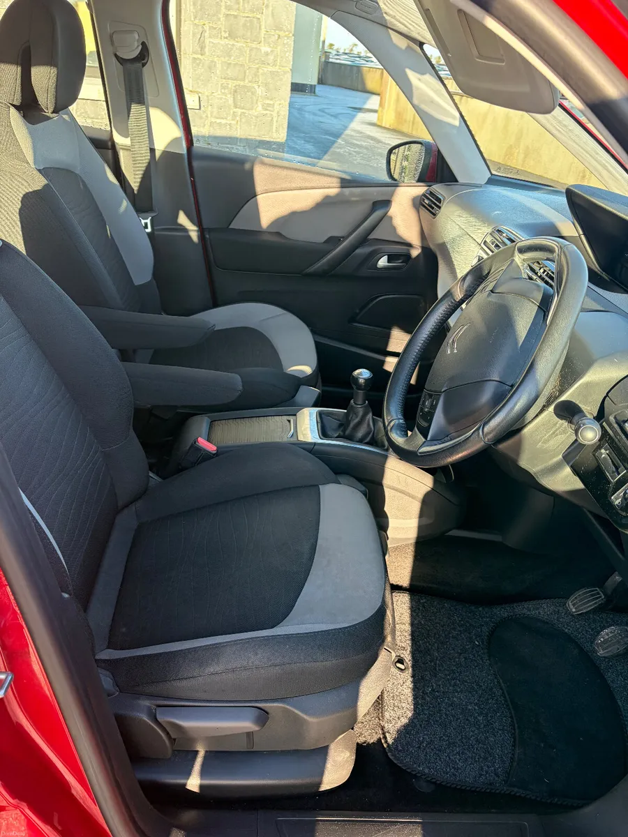 Citroen C4 1.6HDI 5Seater - Image 5