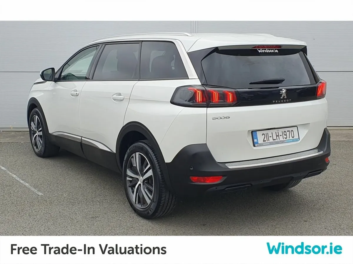 Peugeot 5008 1.5 Diesel Allure **Price includes €2 - Image 3
