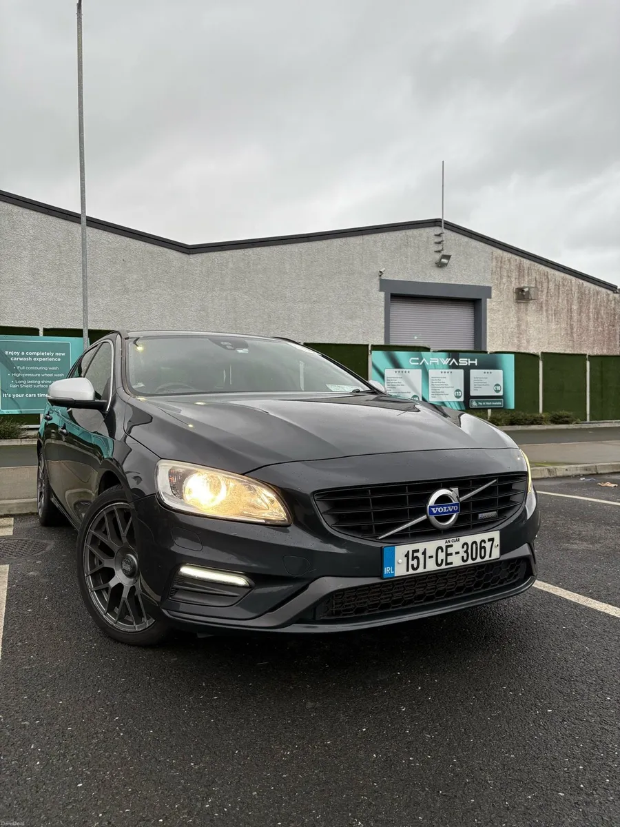 Volvo V60 2015 R design - Image 3