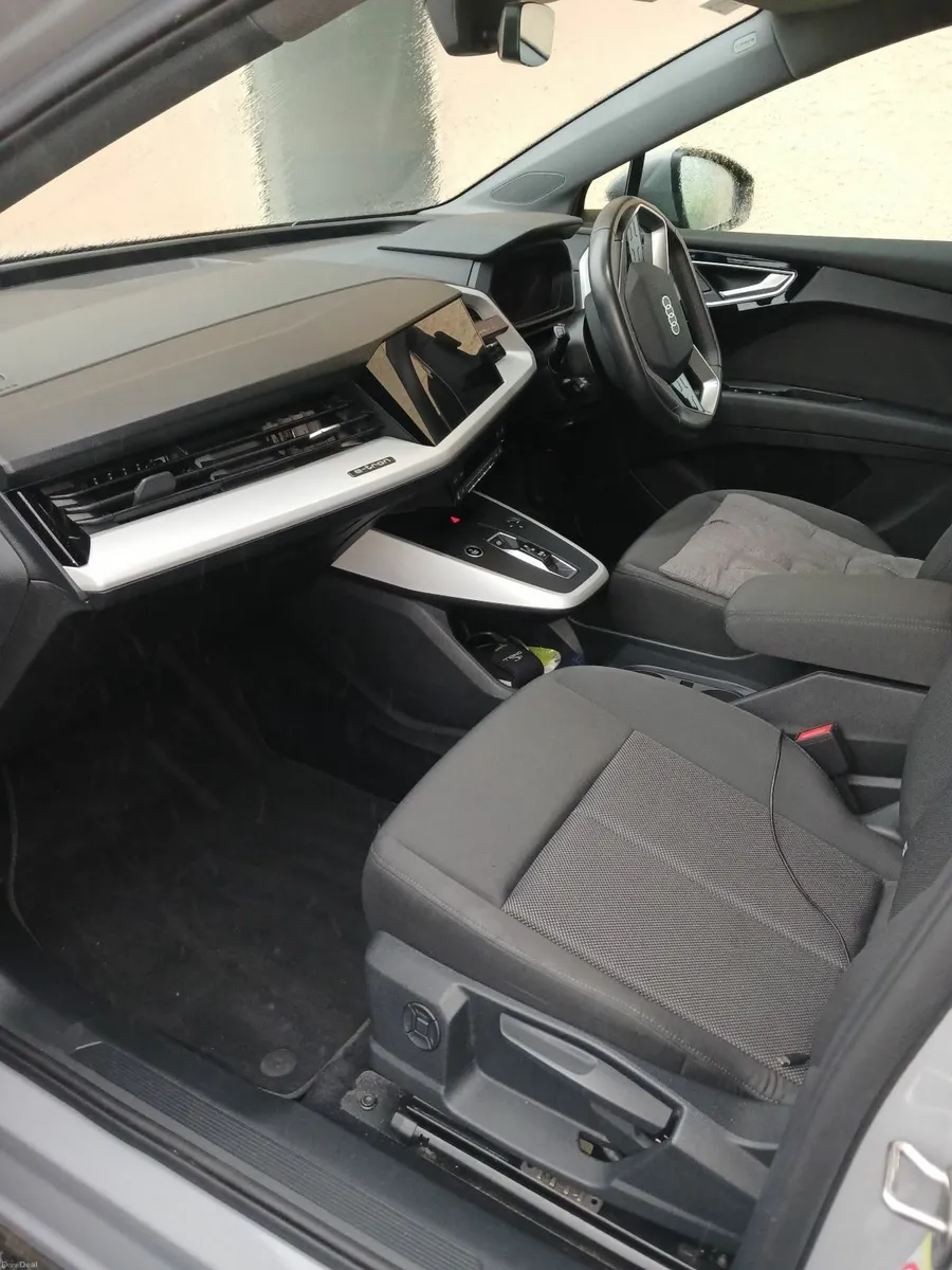 Audi e-tron 2023 - Image 5