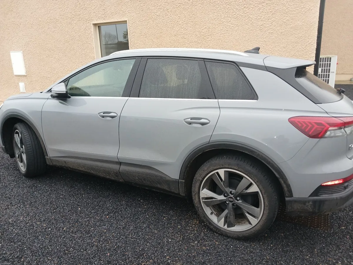 Audi e-tron 2023 - Image 6