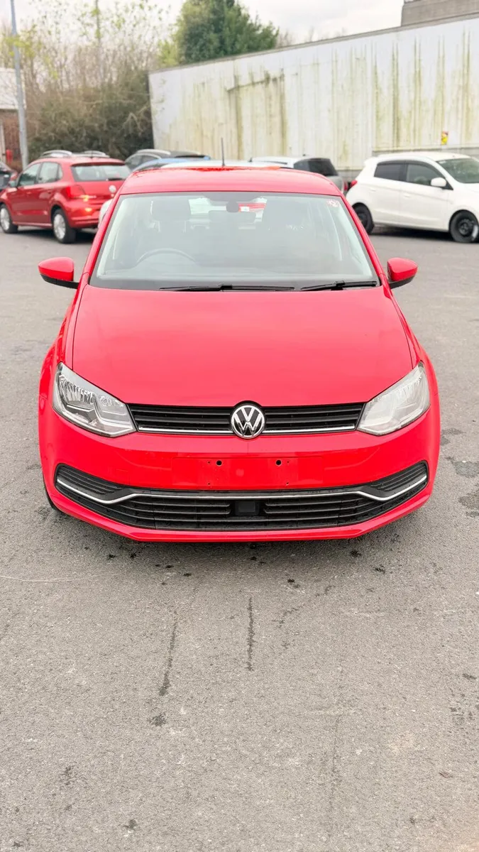 Volkswagen Polo 2016 Red M - Image 2