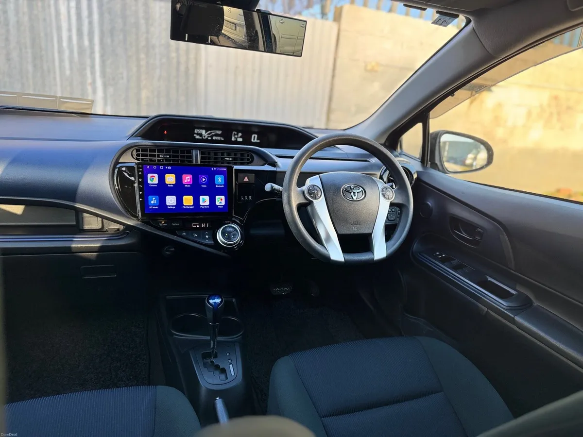 2016 TOYOTA AQUA. LOW MILEAGE. 2 YEAR NCT. AUTO1.5 - Image 4