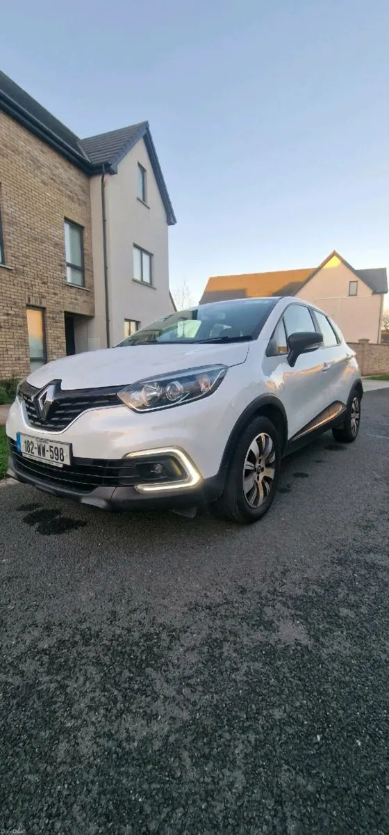 Renault Capture EXPRESSION+  (8590 €) - Image 1
