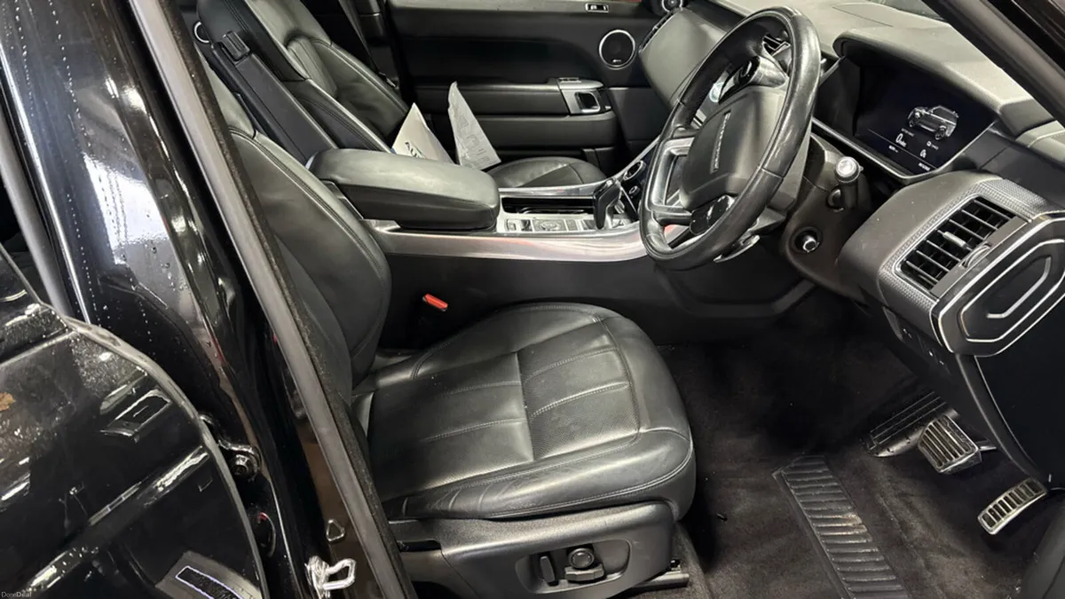 LAND ROVER RANGE ROVER SPORT P40 DYNAMICS HSE - Image 2
