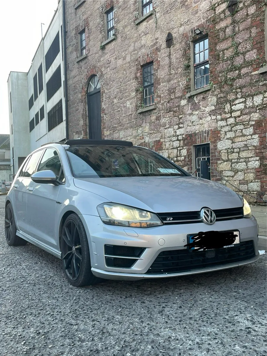 Golf R - Image 1