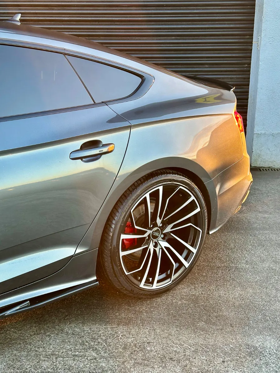 2023 AUDI A5 S LINE BLACK EDITION  SPEC 35 TDI 2.0 - Image 3