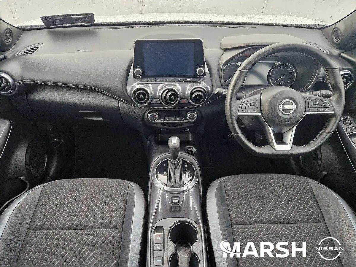 Nissan Juke 1.6 HYBRID SV PREMIUM 2 TONE - Image 2