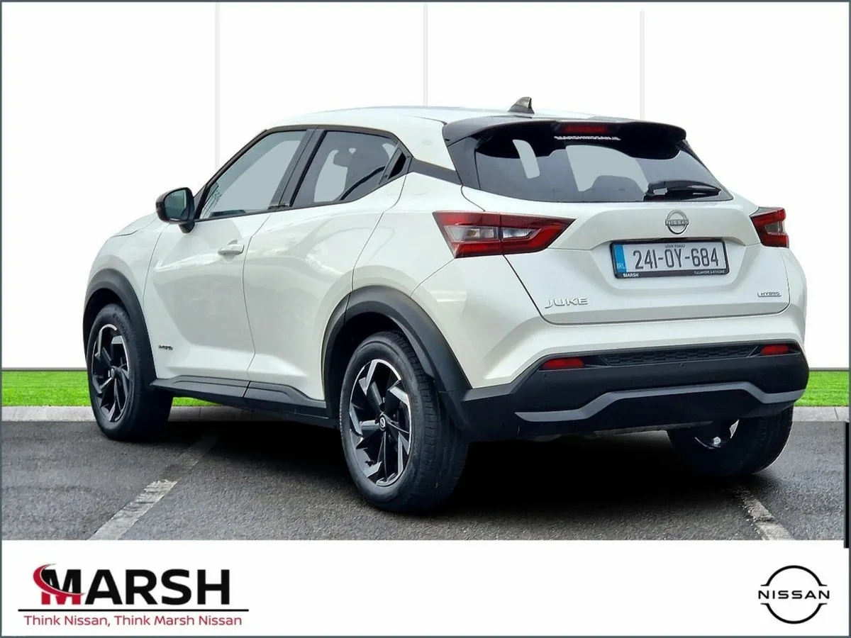 Nissan Juke 1.6 HYBRID SV PREMIUM 2 TONE - Image 3