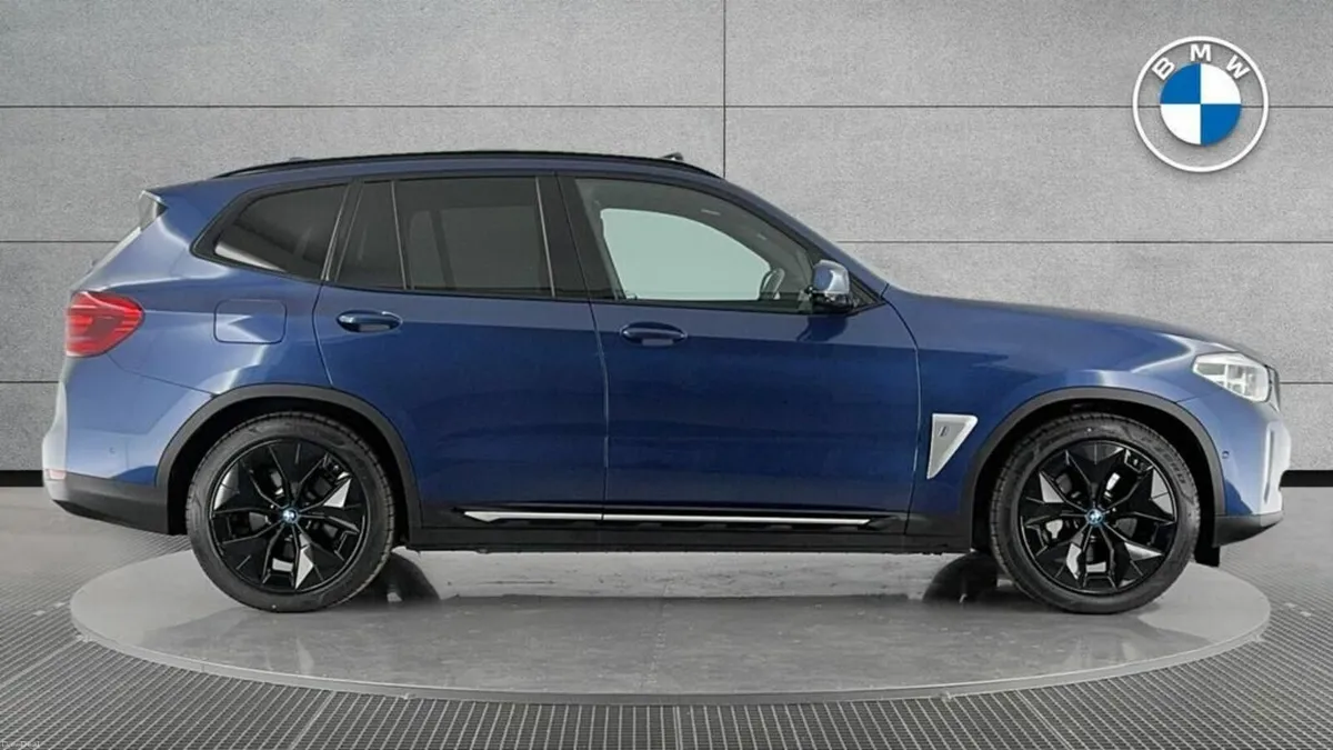 [VERY] LOW MILEAGE BMW iX3 2022 - Image 2