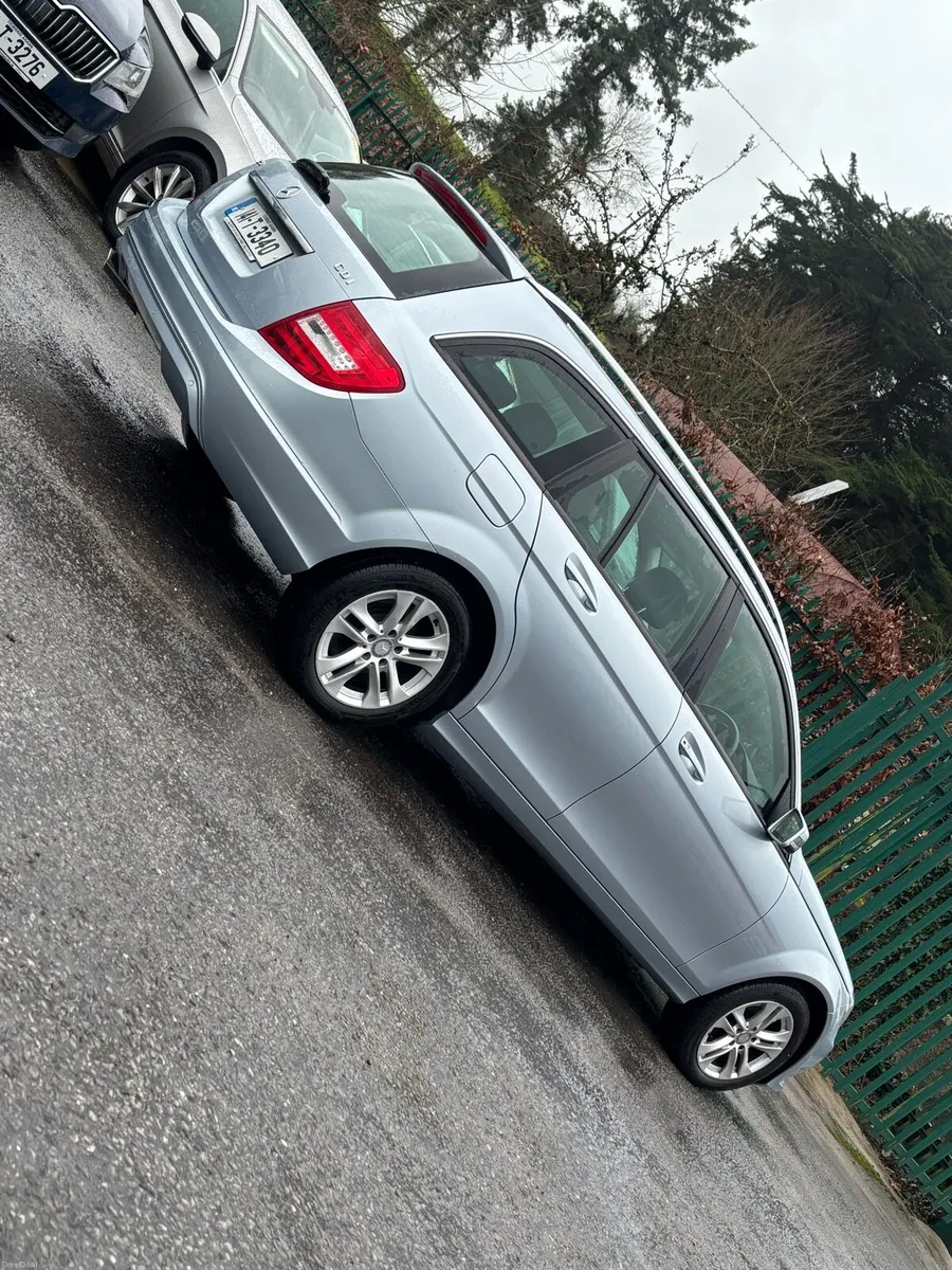 MERC c220 estate - Image 2