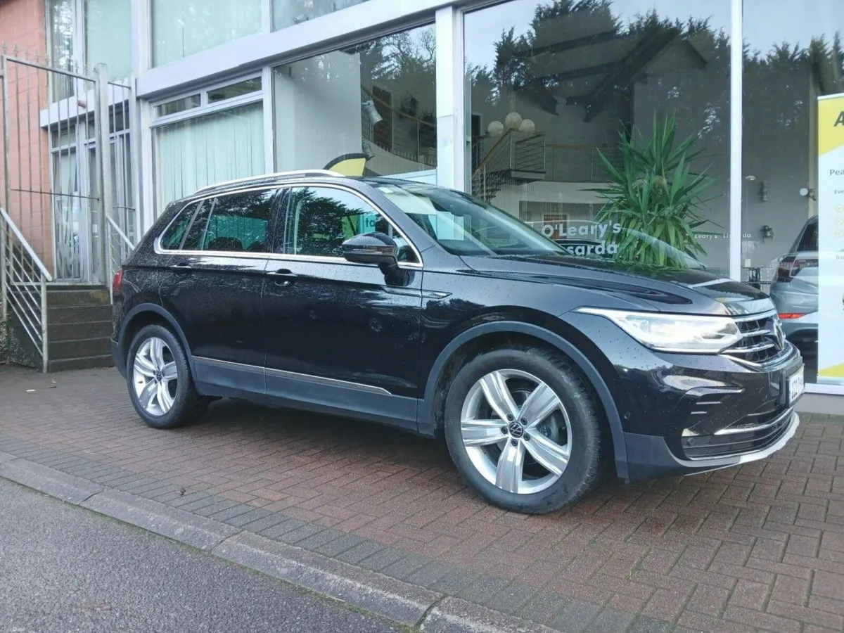 Volkswagen Tiguan Elegance 2.0 TDI 150HP, Black me - Image 1