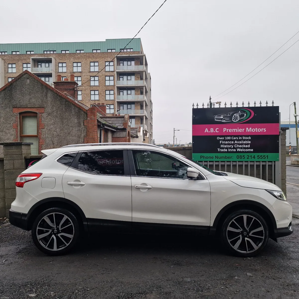 Nissan Qashqai 2015 - Image 3