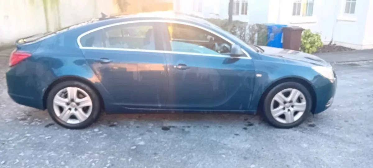 2010 Vauxhall Insignia, Nct 9/26 tax 1/26 no offer - Image 4