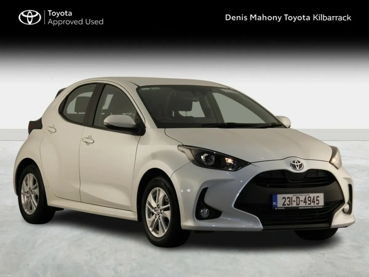 Toyota Yaris 1.5 HYBRID LUNA AUTO - Image 1