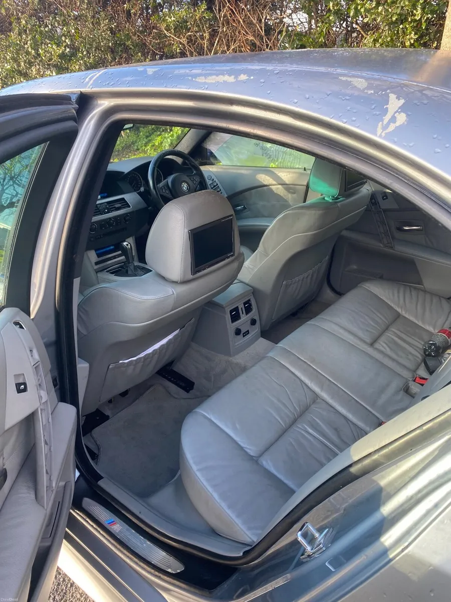 BMW 5-Series 2007 - Image 2