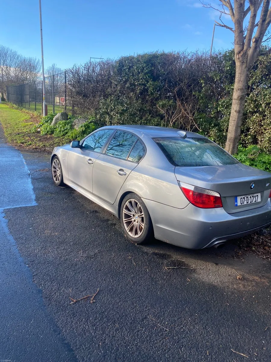 BMW 5-Series 2007 - Image 4