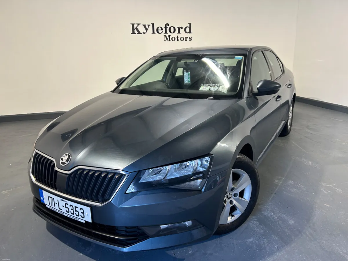 Skoda Superb 2017 (Automatic) - Image 2