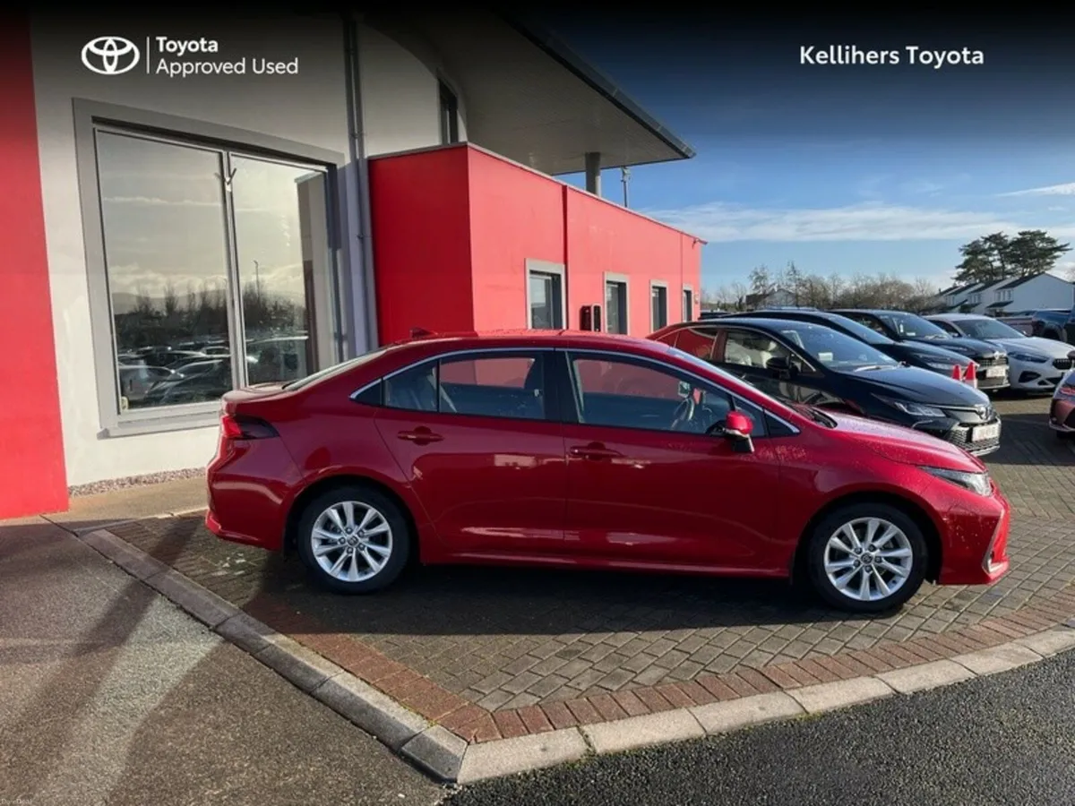 Toyota Corolla COROLLA LUNA SALOON - Image 3