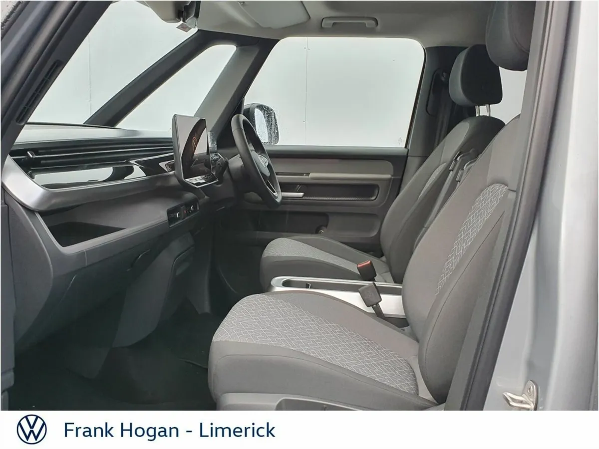 Volkswagen ID.Buzz 7 SEATS - LONG RANGE - 86kWh - - Image 4