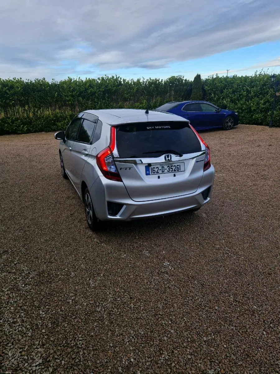 Honda Fit - Image 4