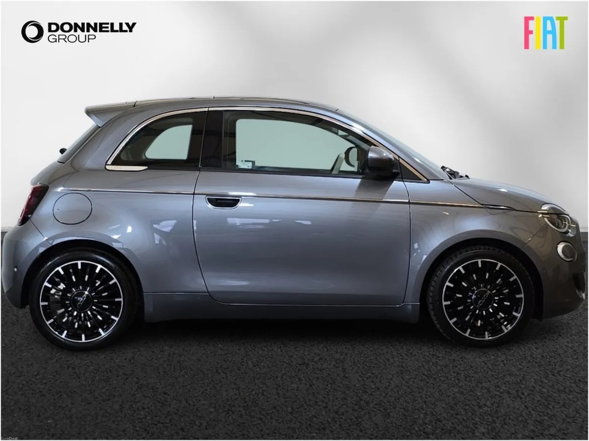 Fiat 500 Electric Hatchback La Prima - Image 3