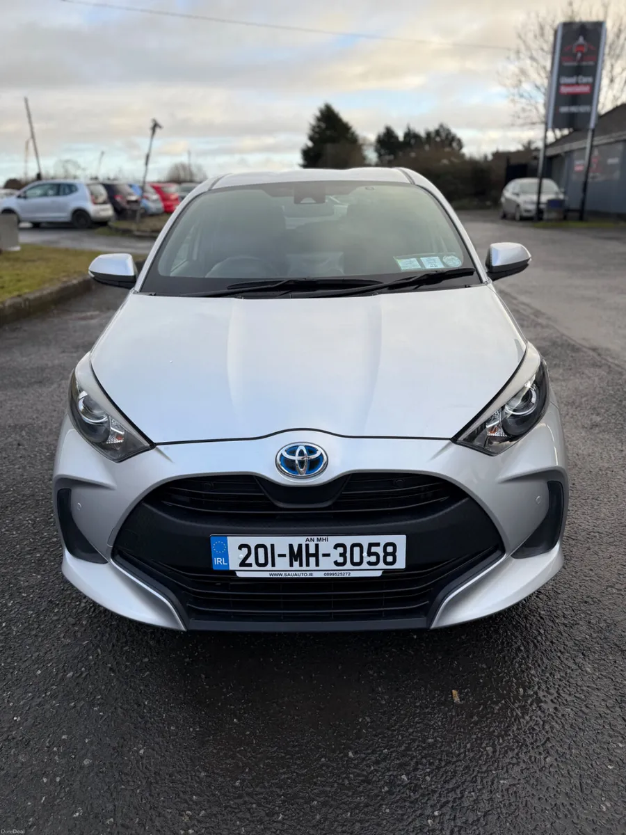 Toyota Yaris 2020 1.5L HYBRID PETROL AUTOMATIC - Image 1
