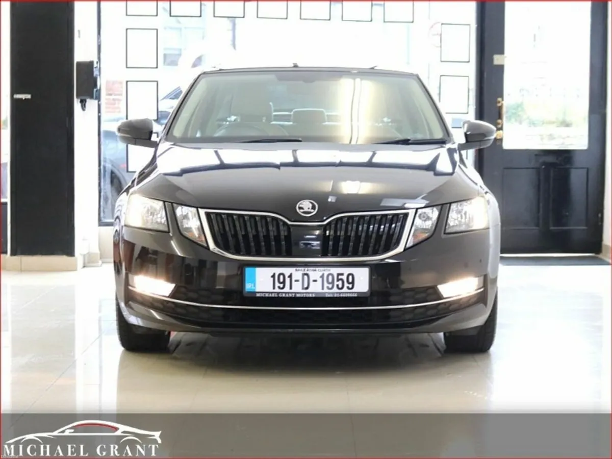 Skoda Octavia DSG AUTOMATIC 1.6TDI 115HP HUGE SPEC - Image 2