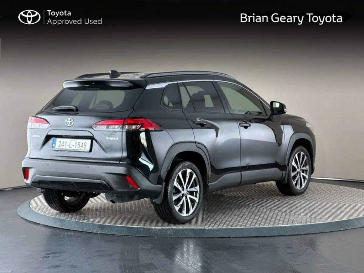 Toyota Corolla Cross HYBRID SPORT - Image 2