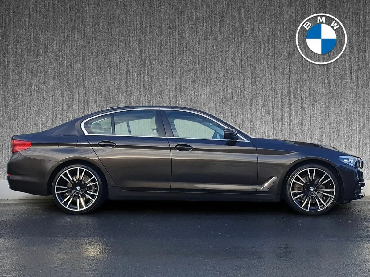 BMW 5-Series 520d SE Auto - Image 3