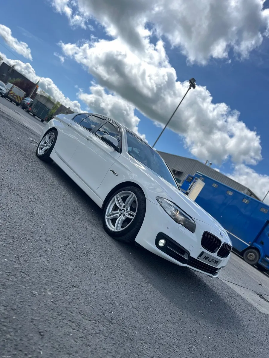 BMW 5-Series 2014 - Image 2