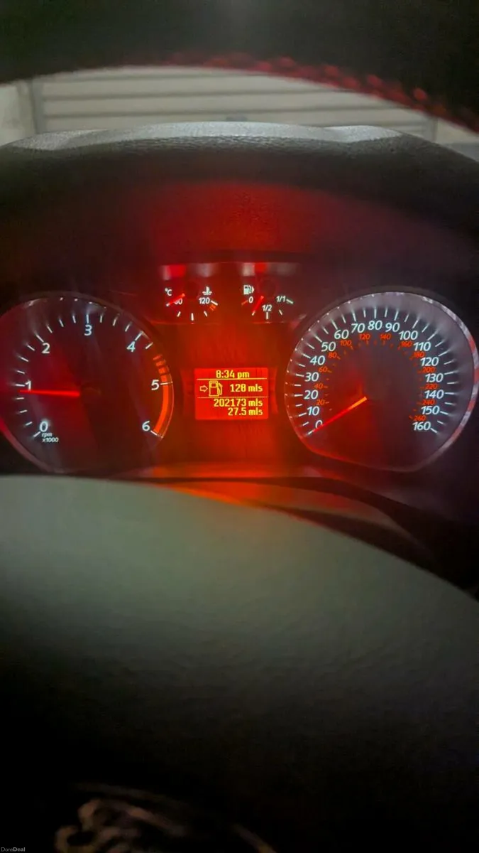 Ford Mondeo 1.8TDCi 125PS Zetec - Image 3