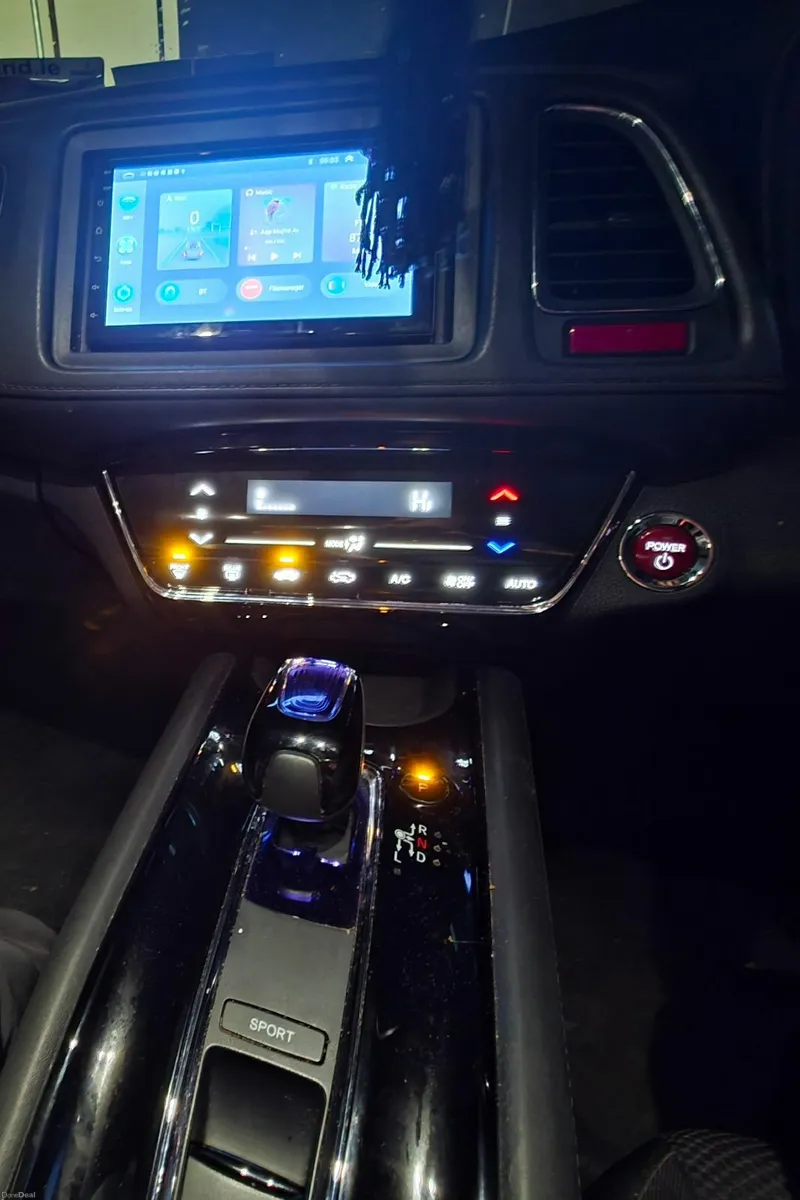 Honda Vezel 2014 - Image 2